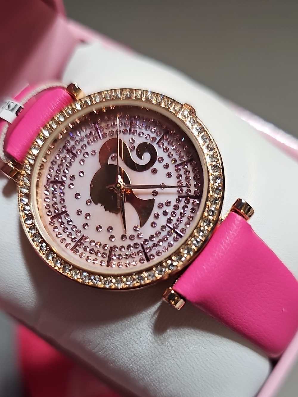 Barbie Gem Silhouette Quartz Analog Pink Womens Watch With Gift Box - Picture 7 of 7